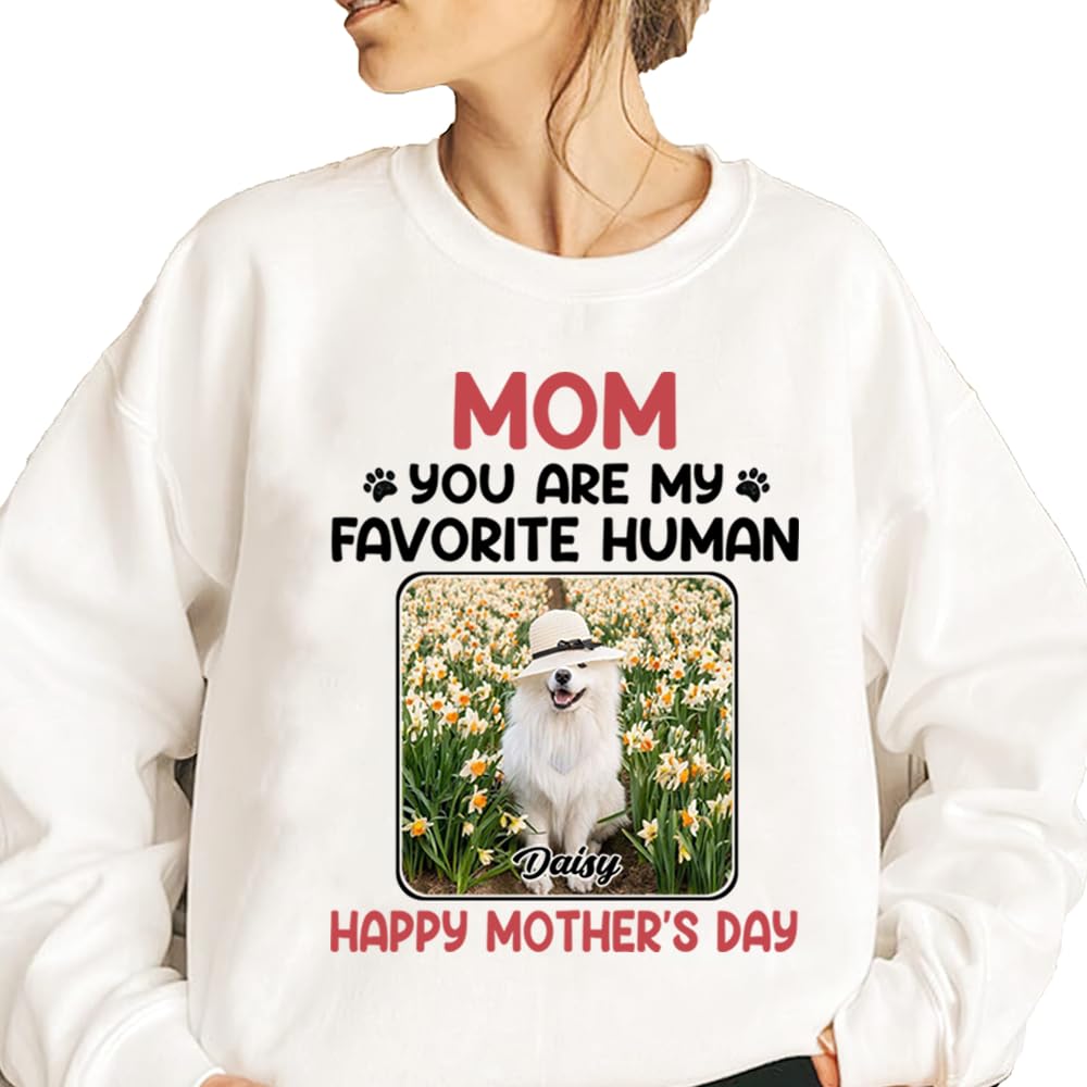 Personalized -- Dog Mom T-Shirt -- Gift Mother's Day, Custom Dog Mom Shirt, Gift for Mom, Grandma, Birthday, Mother's Day, Christmas, TCoU Recommendations from Amazon Products