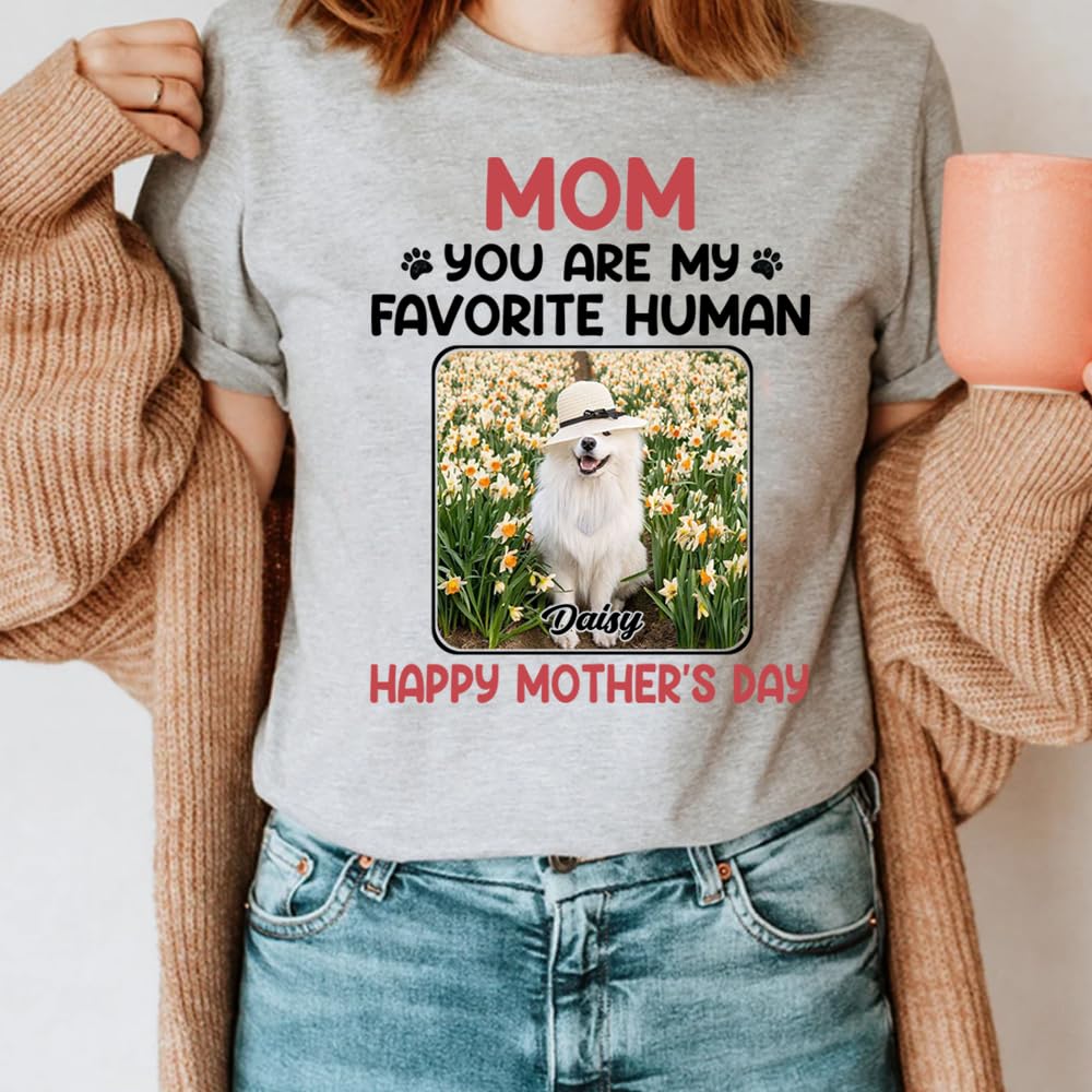 Personalized -- Dog Mom T-Shirt -- Gift Mother's Day, Custom Dog Mom Shirt, Gift for Mom, Grandma, Birthday, Mother's Day, Christmas, TCoU Recommendations from Amazon Products