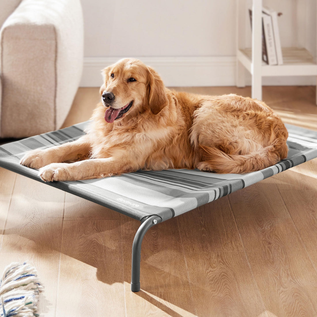 Bedsure Outdoor Elevated Dog Bed Large Sized Dog, Portable Indoor & Outdoor Cooling Raised Cot Pet Hammock Bed with Skid-Resistant Feet, Frame with Breathable Mesh, Grey, 49 inches