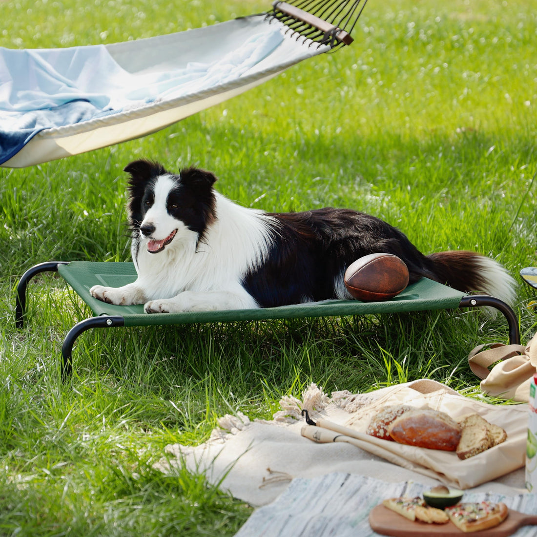 Bedsure Outdoor Elevated Dog Bed Large Sized Dog, Portable Indoor & Outdoor Cooling Raised Cot Pet Hammock Bed with Skid-Resistant Feet, Frame with Breathable Mesh, Grey, 49 inches